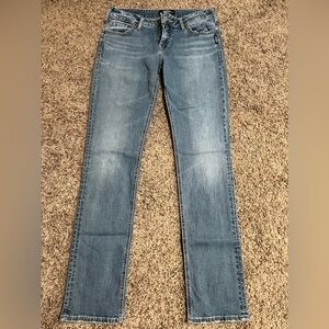 Women’s Silver Jeans Suki Straight W31/L34. Barely worn. Great condition.
